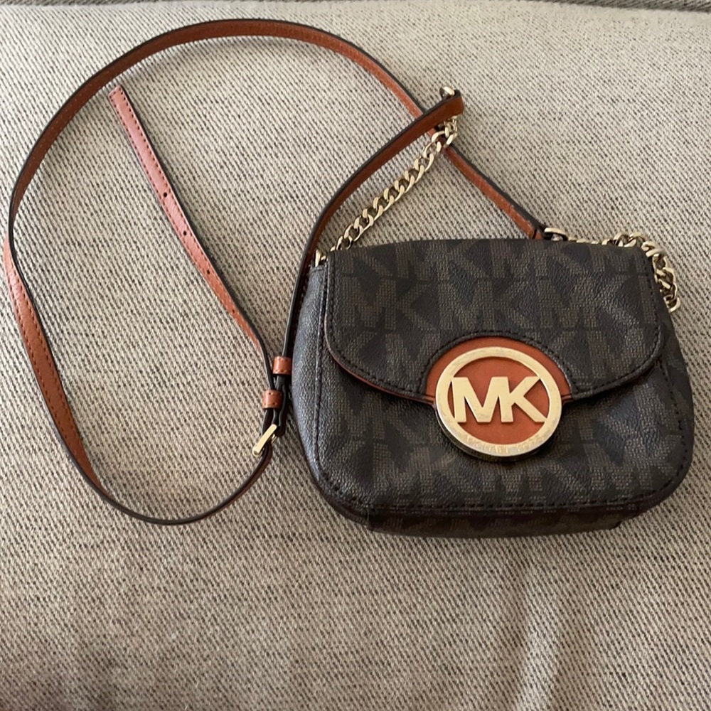 Michaels Kors monogram satchel